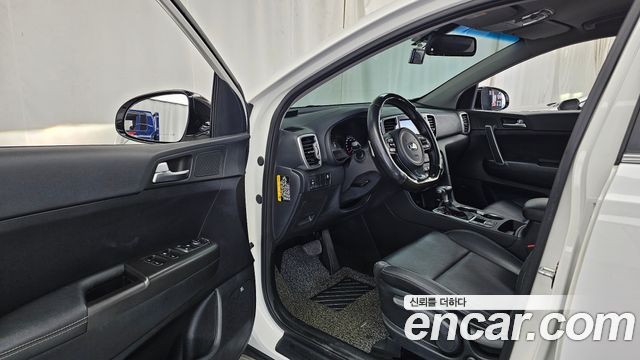 Kia Sportage 2016 — photo 13