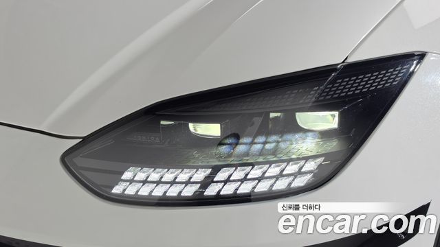 Hyundai Ioniq6 2023 — photo 8