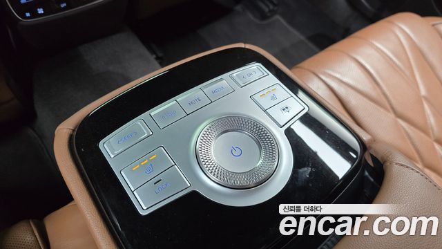 Genesis G80 2021 — photo 32