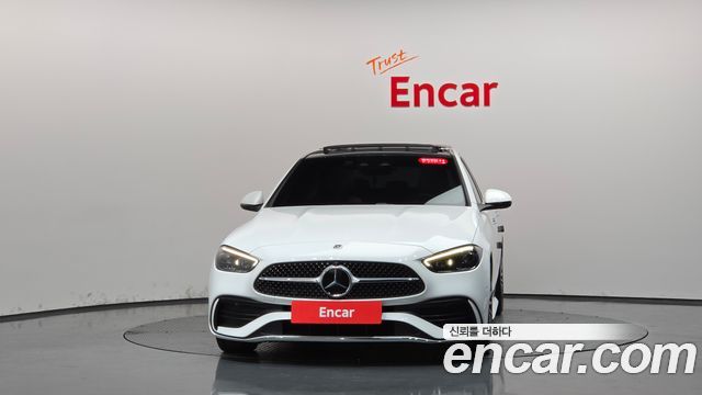 Mercedes-Benz C-Class 2024 — photo 3