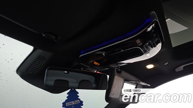 Mercedes-Benz C-Class 2024 — photo 28