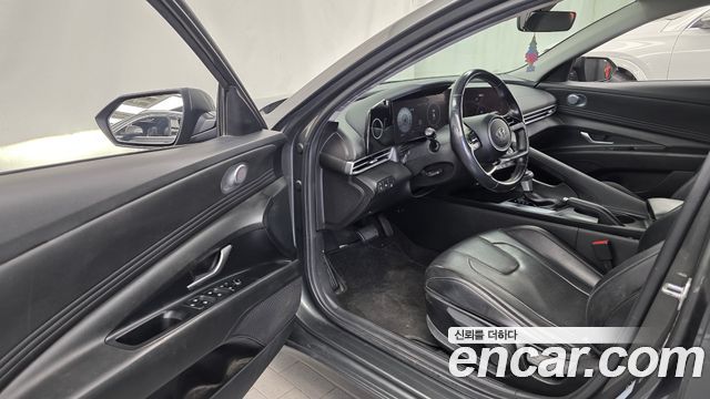 Hyundai AVANTE 2023 — photo 13
