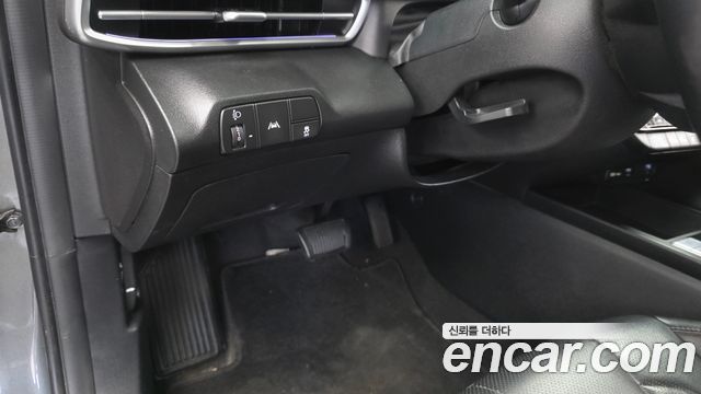 Hyundai AVANTE 2023 — photo 24