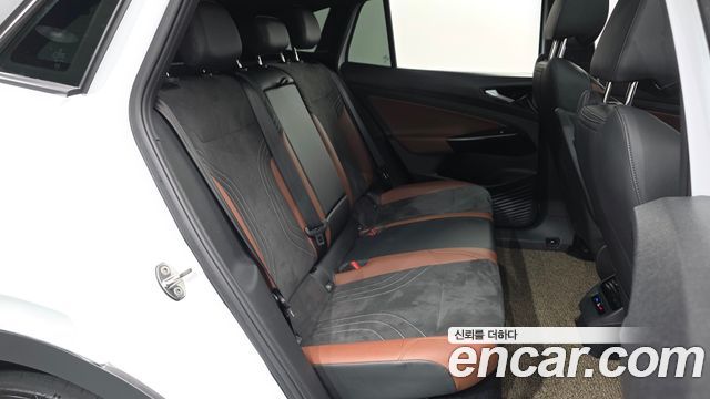 Volkswagen ID.4 2023 — photo 18