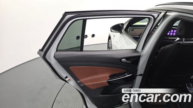 Volkswagen ID.4 2023 — photo 15