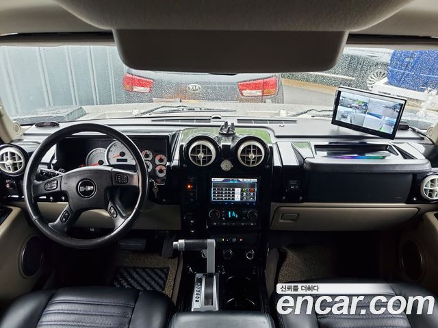 Hummer H2 2004 — photo 7