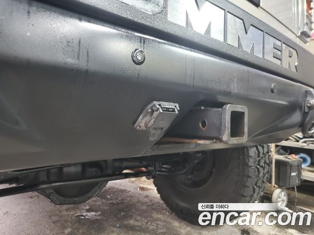 Hummer H2 2004 — photo 19