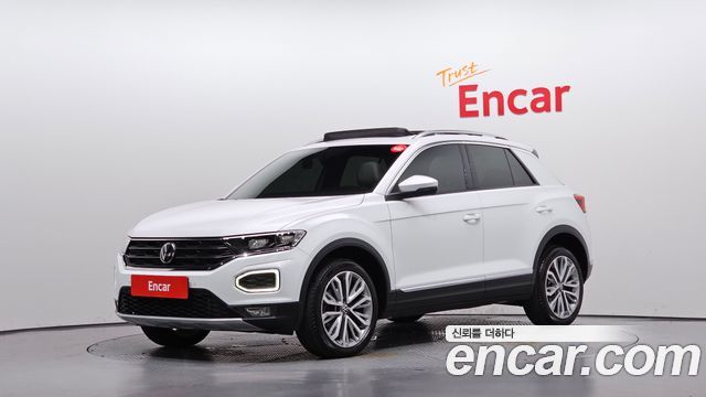 Volkswagen T-Roc 2021 — photo 1