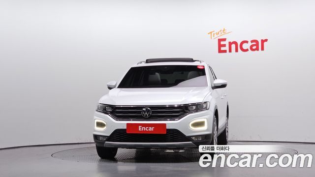 Volkswagen T-Roc 2021 — photo 3