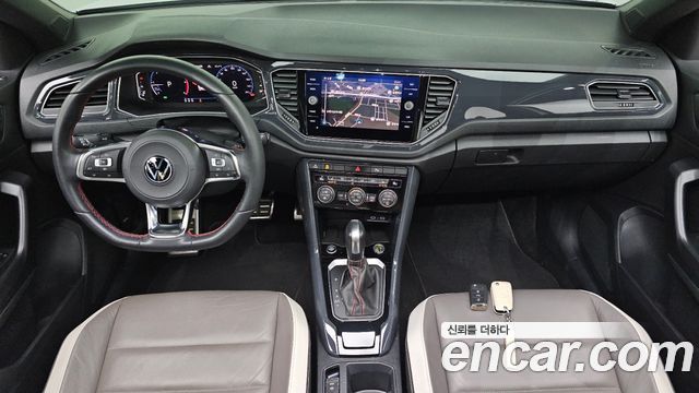 Volkswagen T-Roc 2021 — photo 7