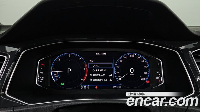 Volkswagen T-Roc 2021 — photo 8