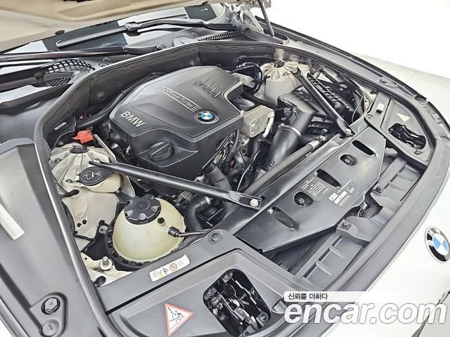 BMW 5-Series 2014 — photo 6