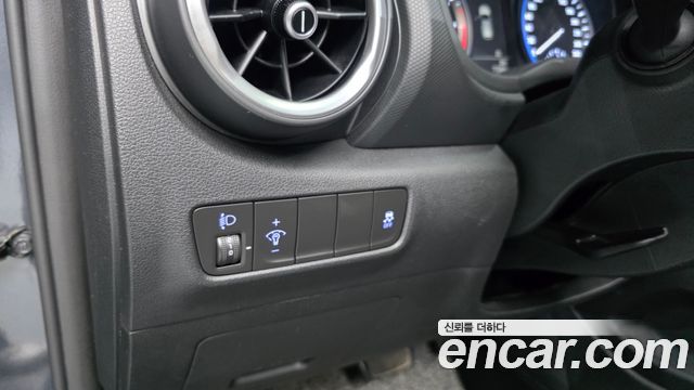Hyundai Kona 2021 — photo 30