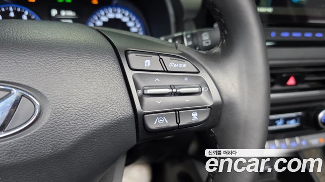 Hyundai Kona 2021 — photo 32