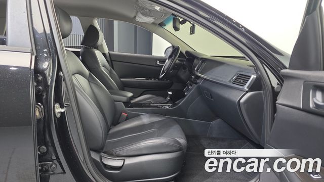 Kia K5 2019 — photo 11