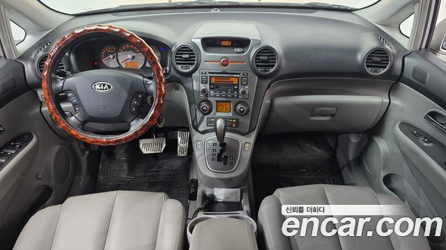Kia Carens 2007 — photo 10