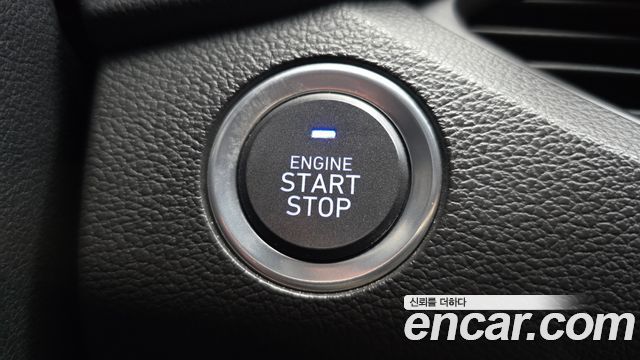Hyundai i30 2017 — photo 25
