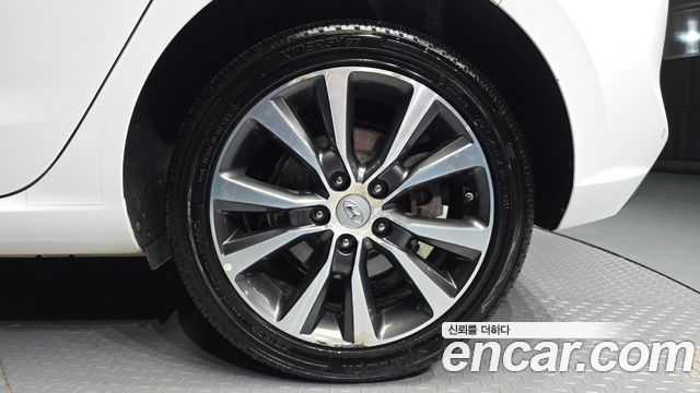Hyundai i30 2017 — photo 7