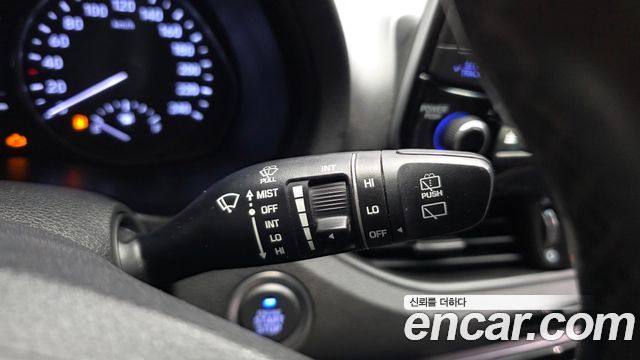 Hyundai i30 2017 — photo 30