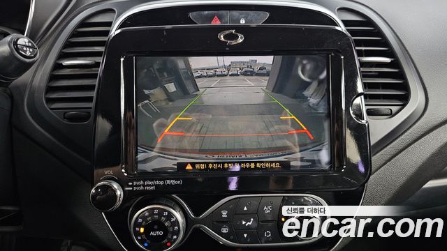 Renault Korea QM3 2018 — photo 23