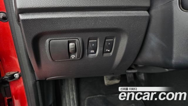 Renault Korea QM3 2018 — photo 24