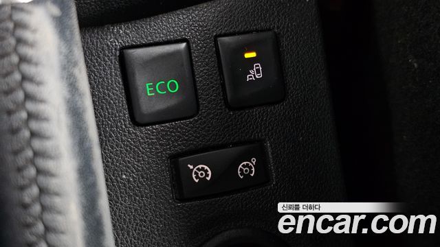 Renault Korea QM3 2018 — photo 27