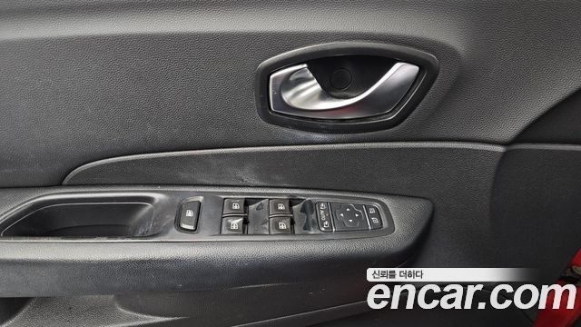 Renault Korea QM3 2018 — photo 29