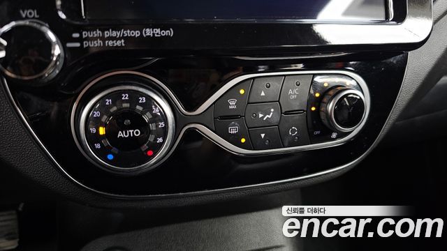 Renault Korea QM3 2018 — photo 30