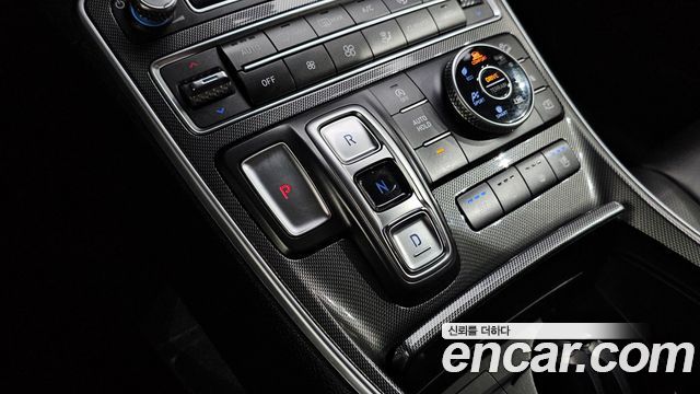 Hyundai Santafe 2022 — photo 9