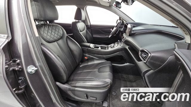 Hyundai Santafe 2022 — photo 11