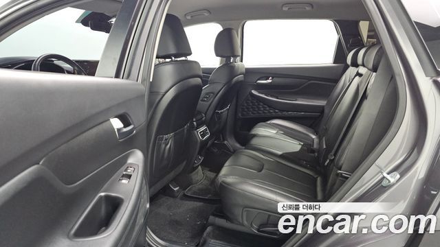 Hyundai Santafe 2022 — photo 12