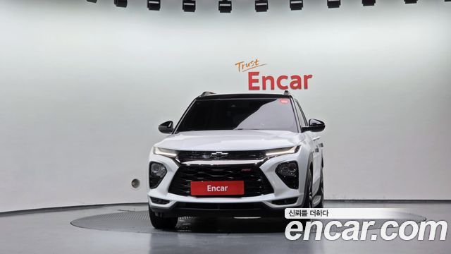 Chevrolet Korea Trailblazer 2021 — photo 3