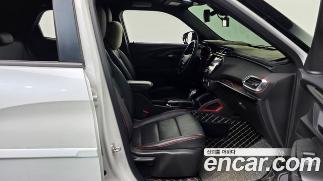 Chevrolet Korea Trailblazer 2021 — photo 17