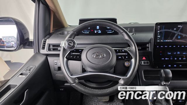 Hyundai Staria 2022 — photo 18