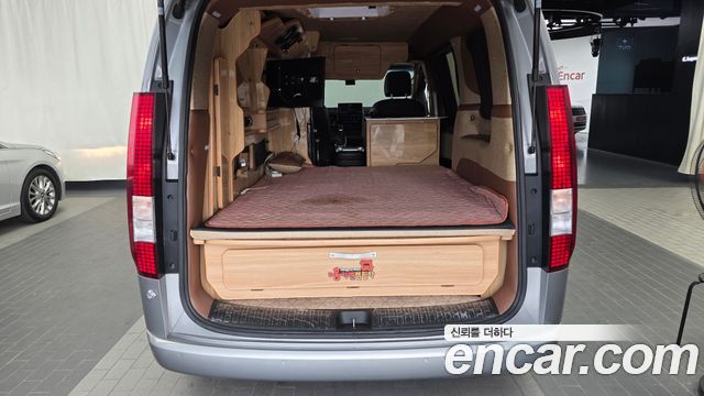 Hyundai Staria 2022 — photo 26