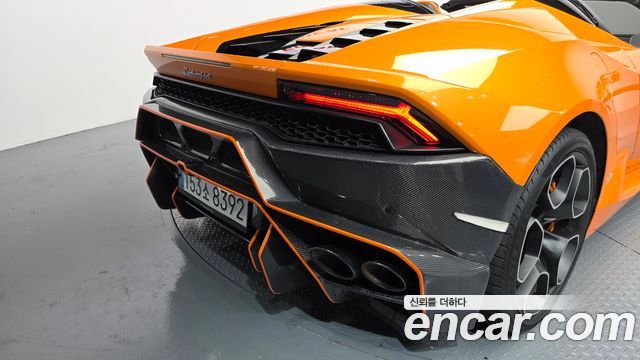 Lamborghini Huracan 2016 — photo 19