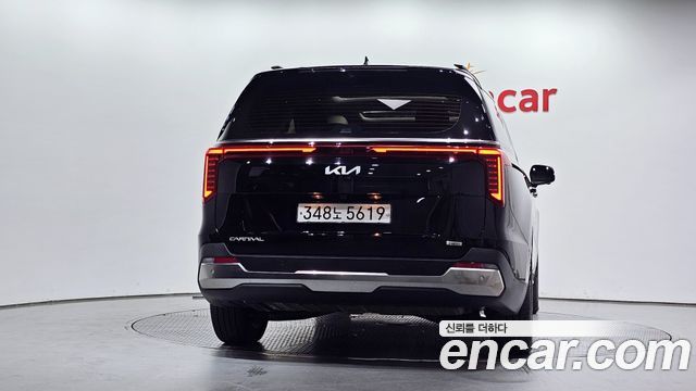 Kia Canival 2024 — photo 4
