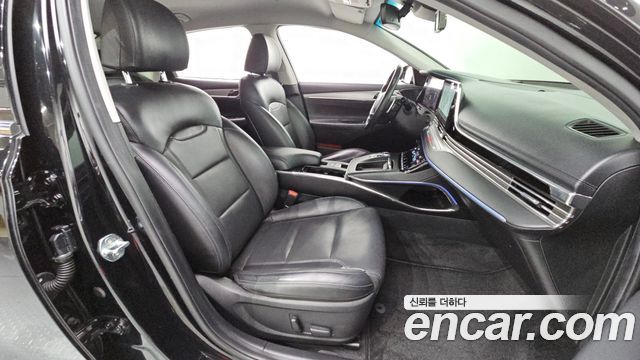 Hyundai Grandeur 2022 — photo 11