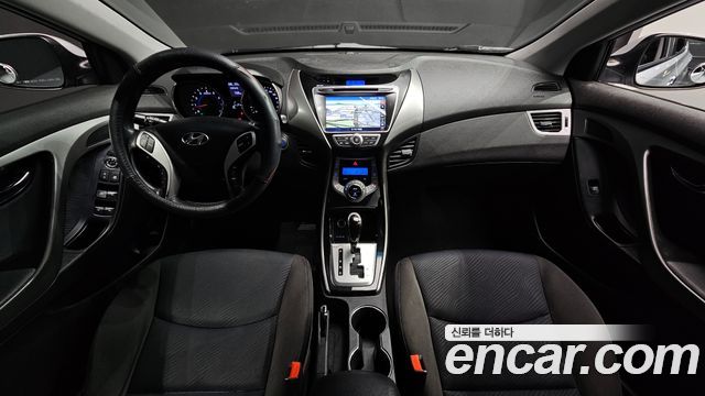 Hyundai AVANTE 2012 — photo 7