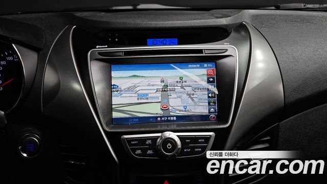 Hyundai AVANTE 2012 — photo 13