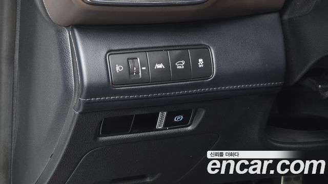 Hyundai Santafe 2021 — photo 19