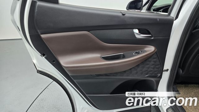 Hyundai Santafe 2021 — photo 15