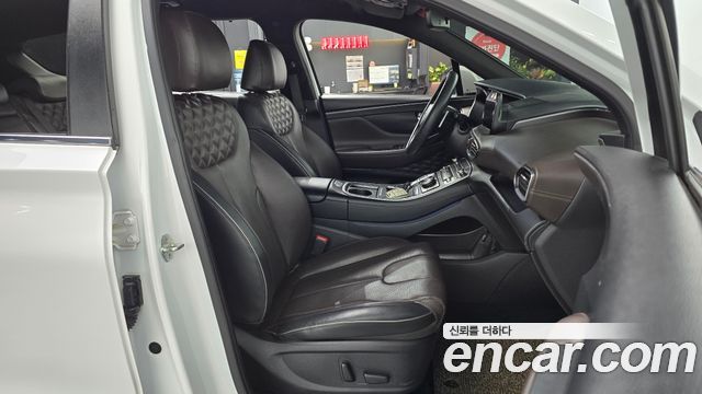 Hyundai Santafe 2021 — photo 16