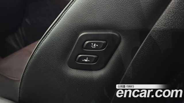 Hyundai Santafe 2021 — photo 27