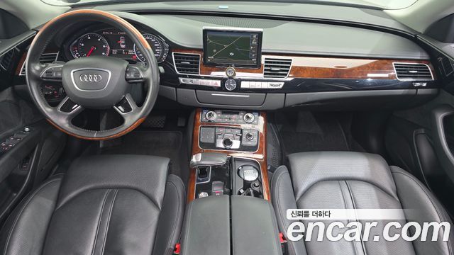 Audi A8 2012 — photo 7