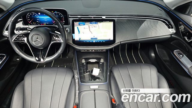 Mercedes-Benz E-Class 2024 — photo 7