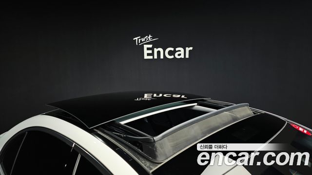 Mercedes-Benz E-Class 2024 — photo 20