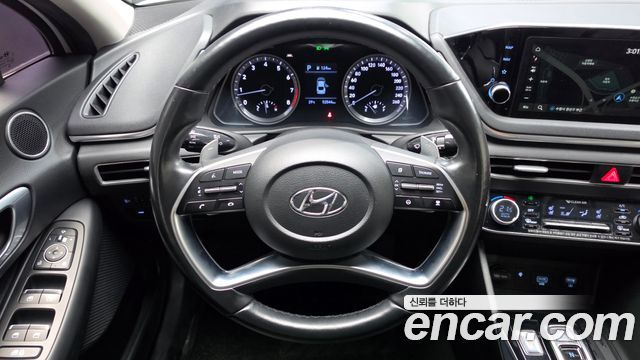 Hyundai Sonata 2020 — photo 18