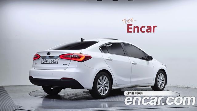 Kia K3 2015 — photo 2