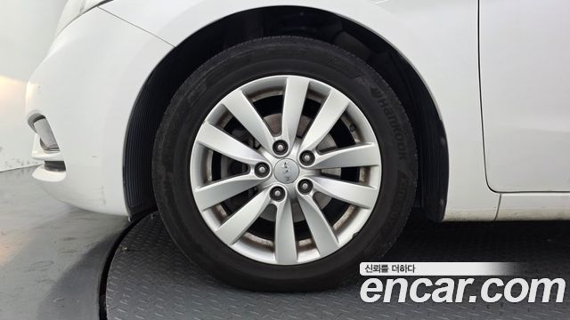 Kia K3 2015 — photo 5